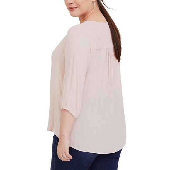 Torrid Blush Pink Shirred Smocked Crepe Flowy Top Blouse Shirt - Picture 3 of 11